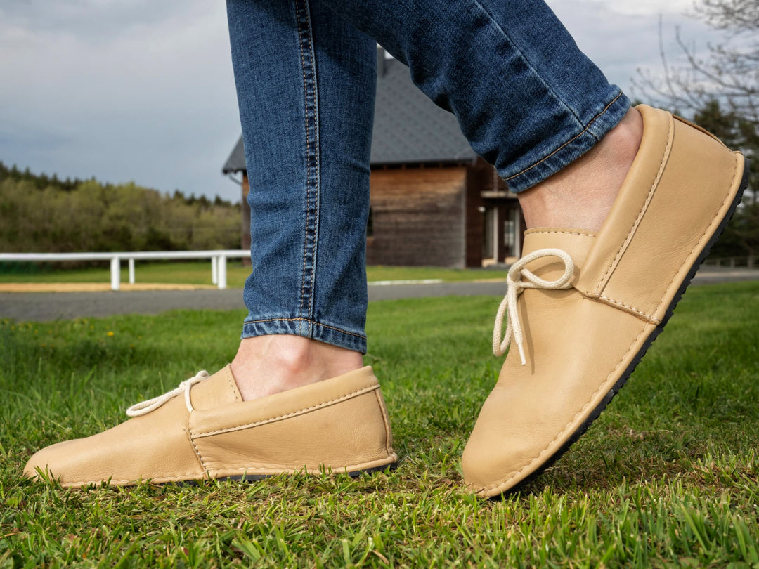 Cordelia Barefoot moccasins - beige